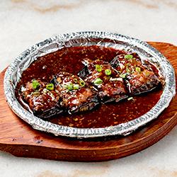 Sizzling Stuffed Eggplant 铁板烧汁茄子