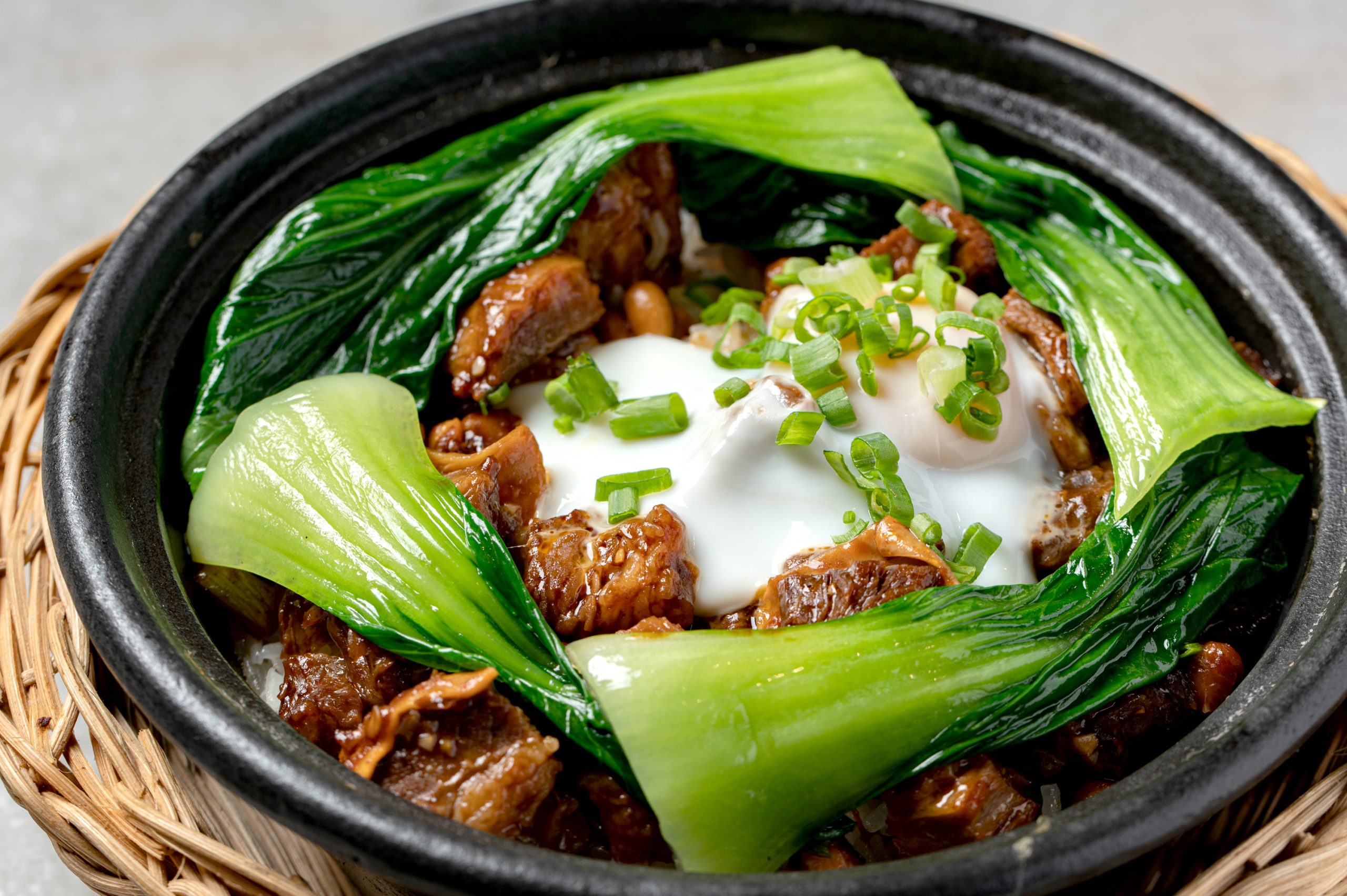 Beef Brisket Claypot Rice 黄豆牛腩煲仔饭